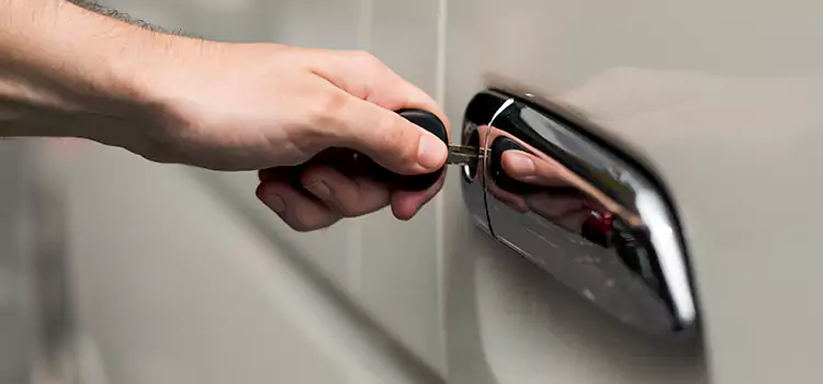 Why Choose Our Auto Locksmith Team in Doral, FL?